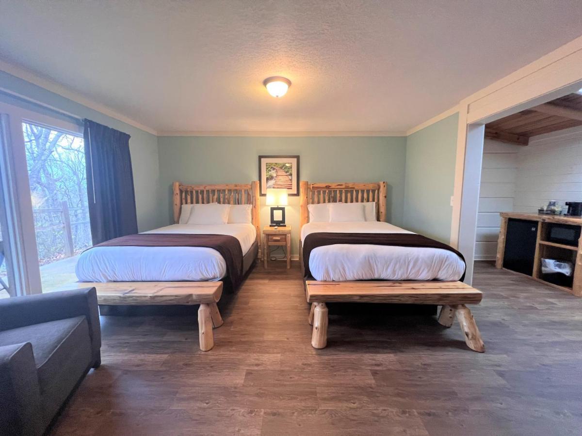 Mountain Top Inn And Resort Warm Springs Exterior photo